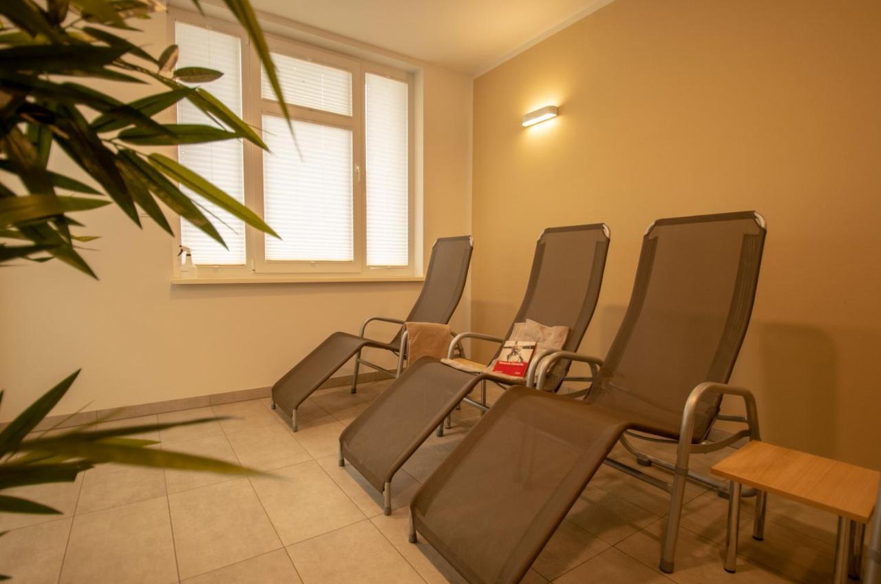 Albert-Inn-Glowe - Barrierefrei & 3 Schlafzimmer & Coworking & Strandkorb-Saisonal & Sauna Im Haus & Fahrraeder Zewnętrze zdjęcie