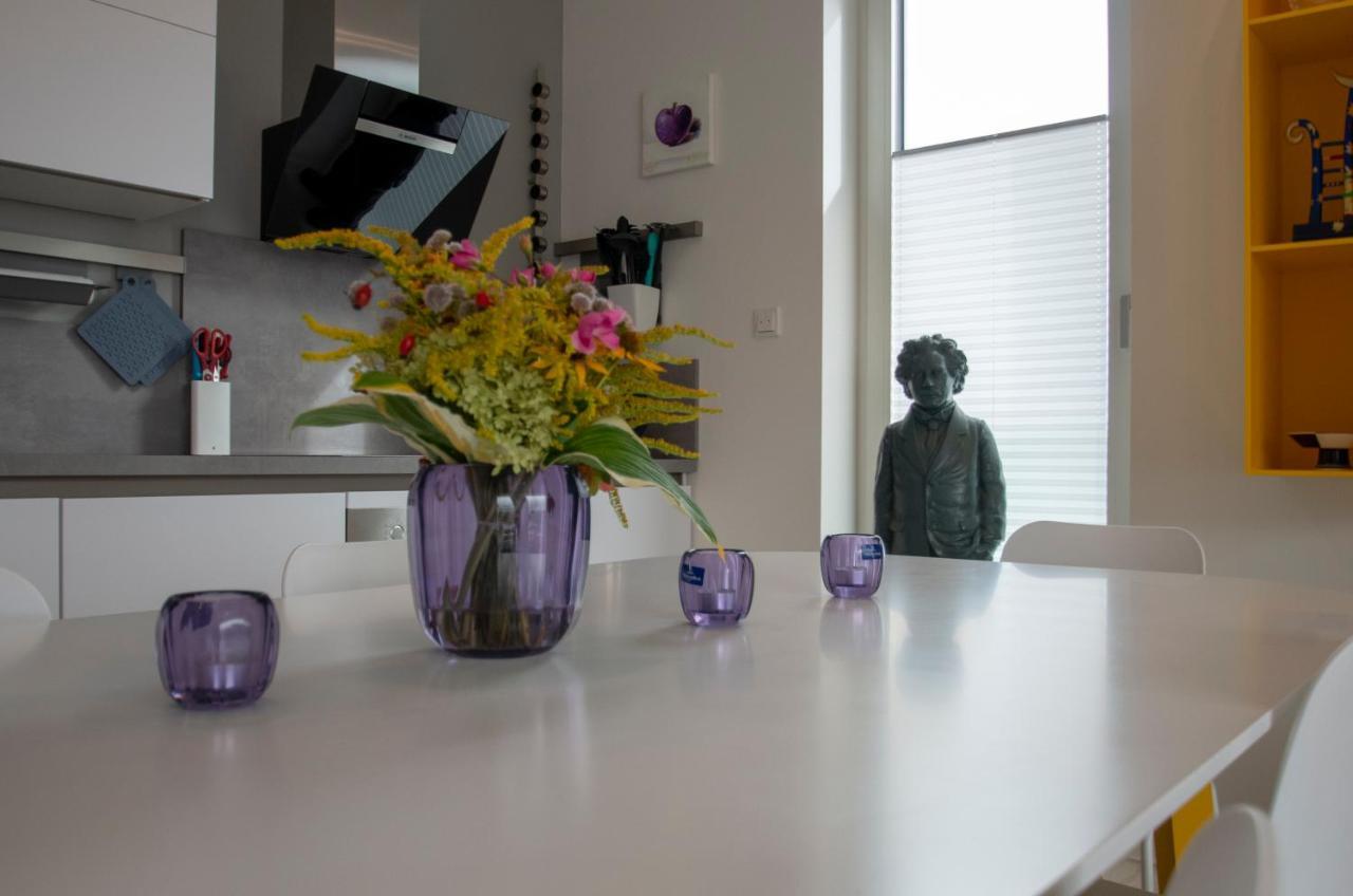 Albert-Inn-Glowe - Barrierefrei & 3 Schlafzimmer & Coworking & Strandkorb-Saisonal & Sauna Im Haus & Fahrraeder Zewnętrze zdjęcie